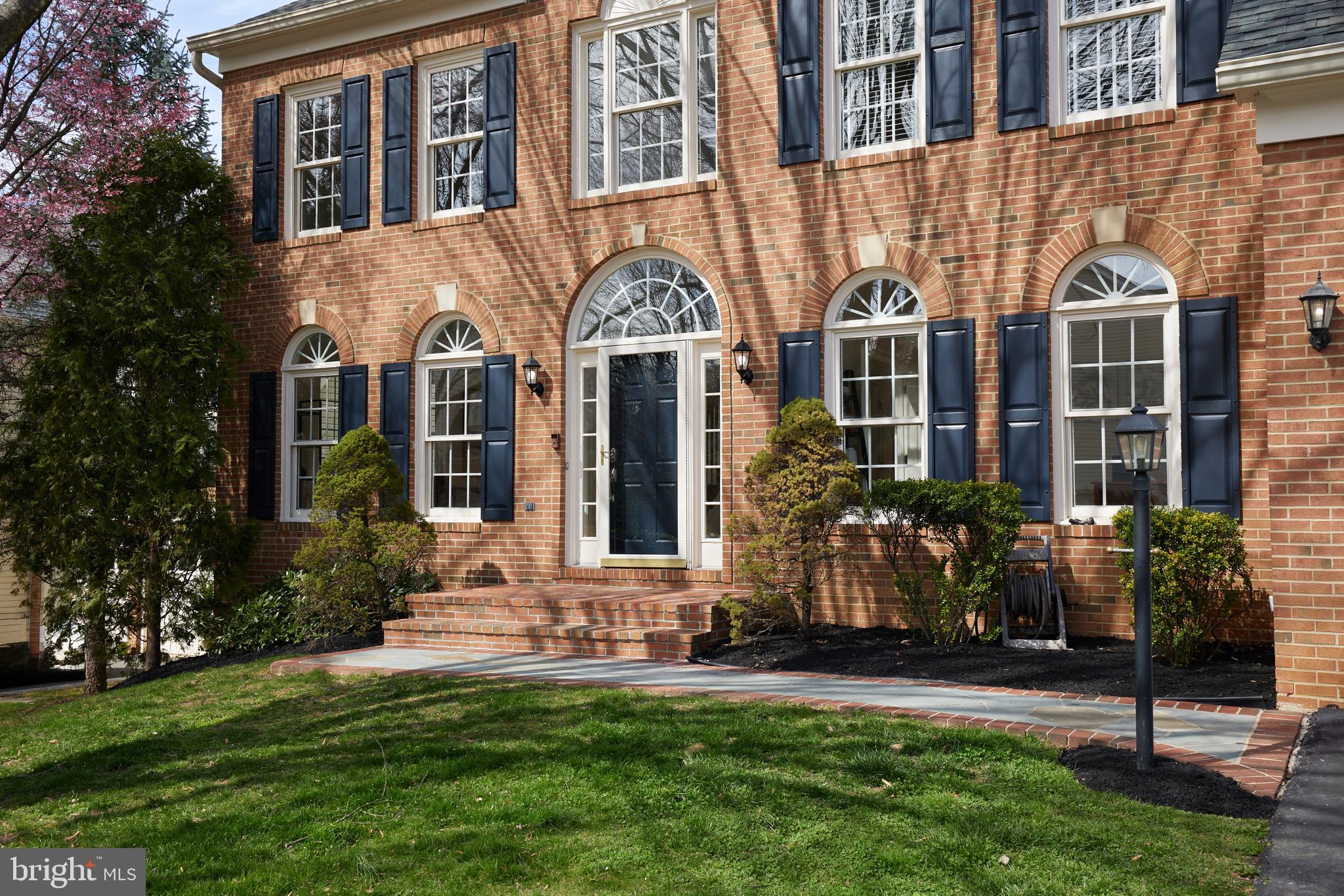 LIGON KNOLLS - Residential