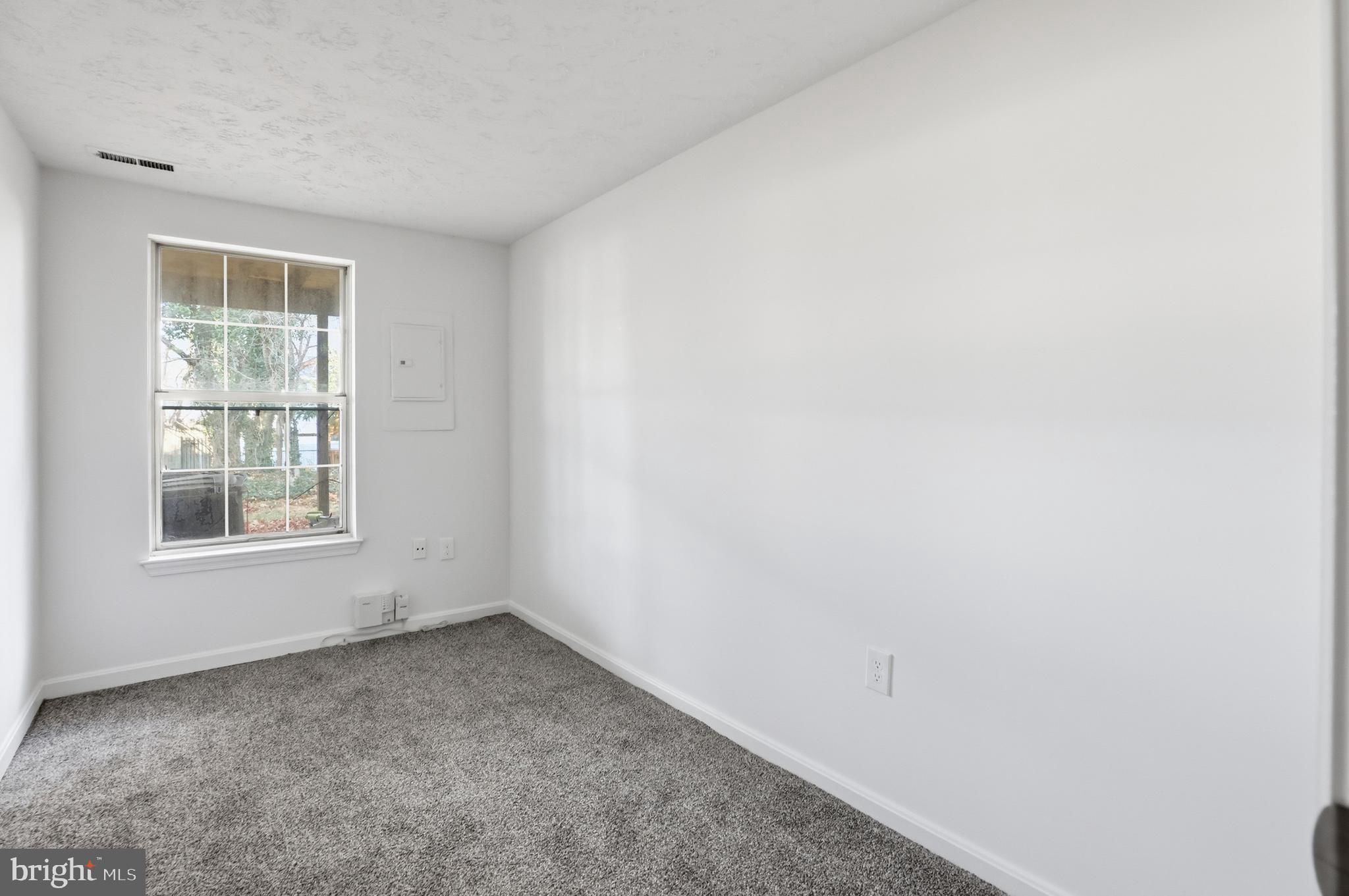 ROSECROFT VILLAGE - Residential