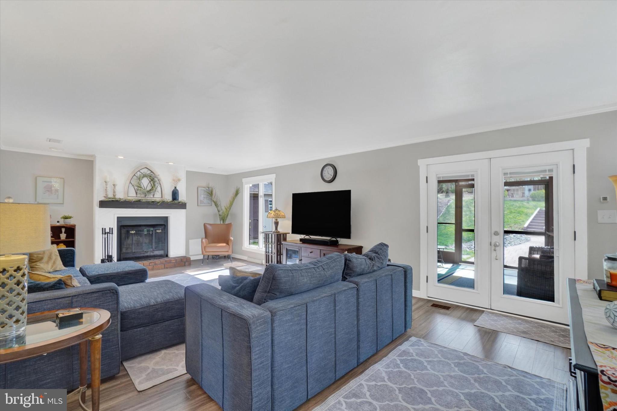 PENN OAKS - Residential