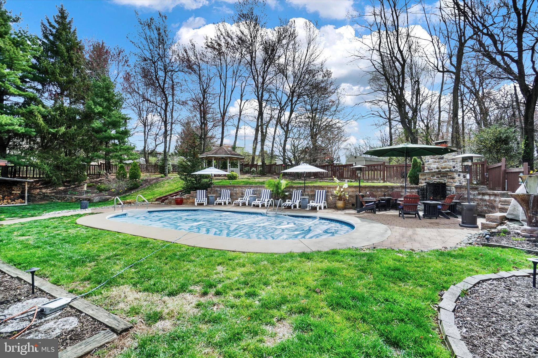 PENN OAKS - Residential