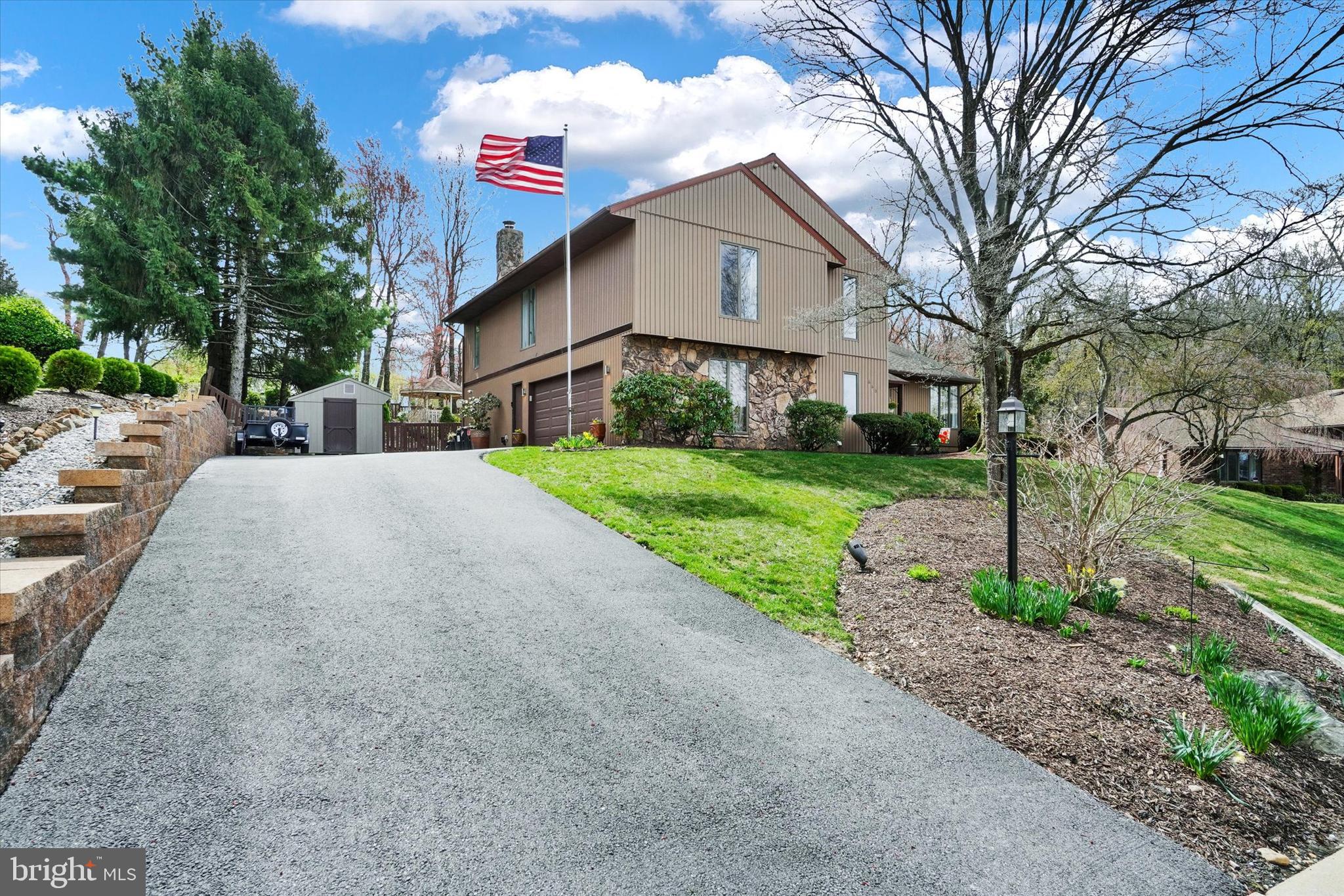 PENN OAKS - Residential