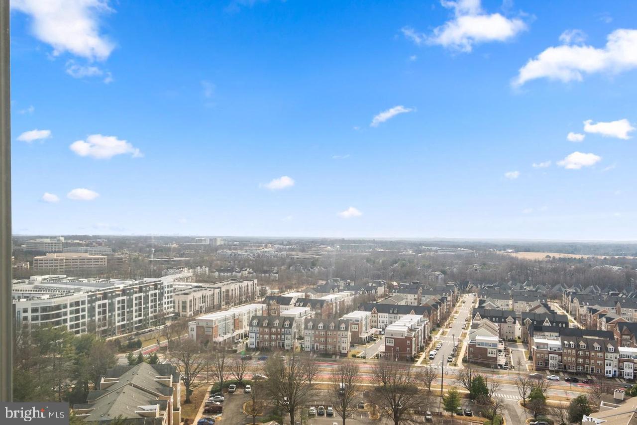 WASHINGTONIAN CENTER - Residential