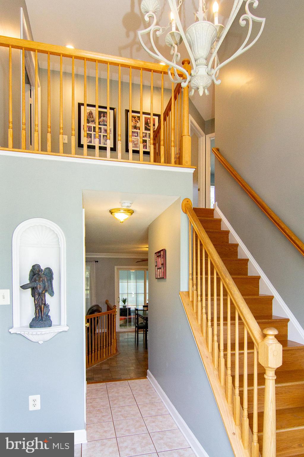 897 CAREN DRIVE