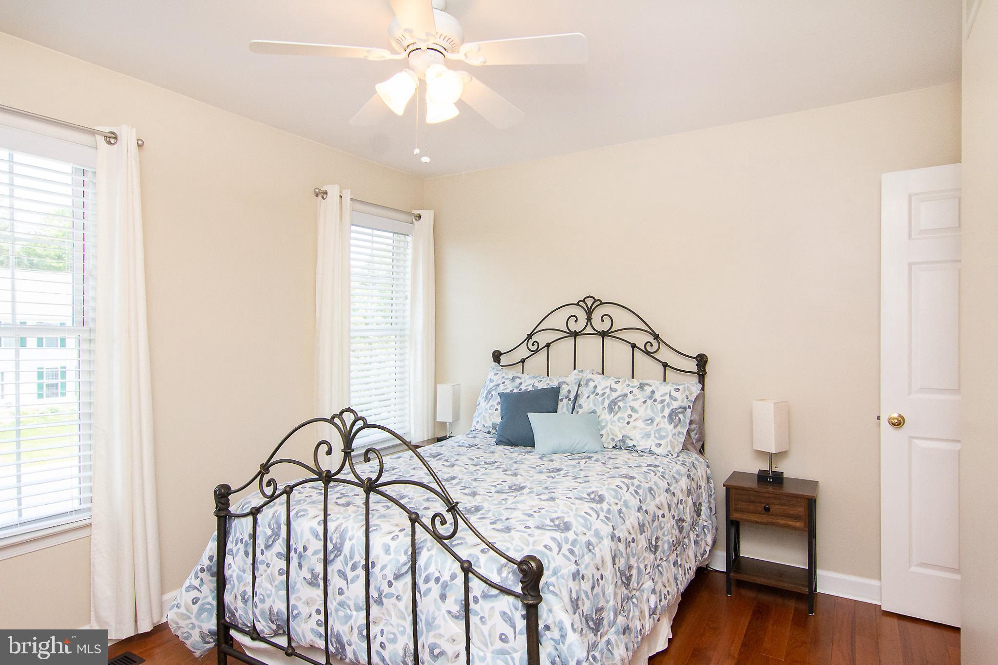 EDGEWOOD - Residential