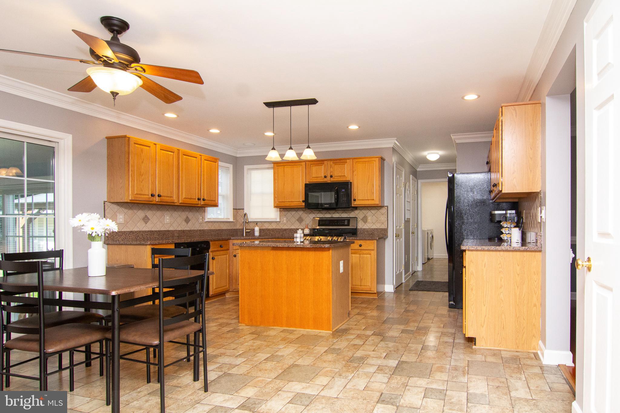 EDGEWOOD - Residential