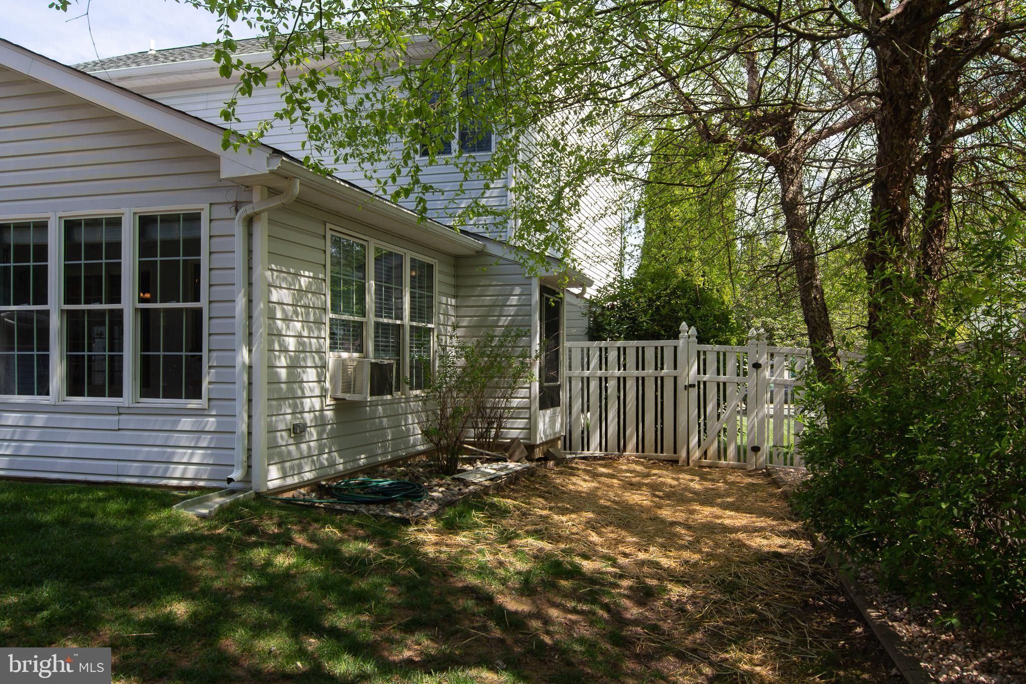 EDGEWOOD - Residential