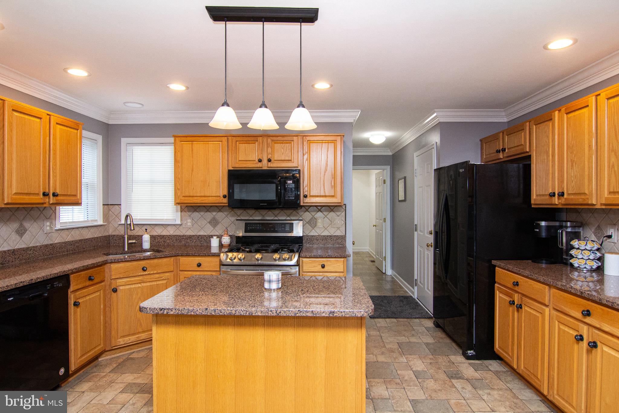 897 CAREN DRIVE