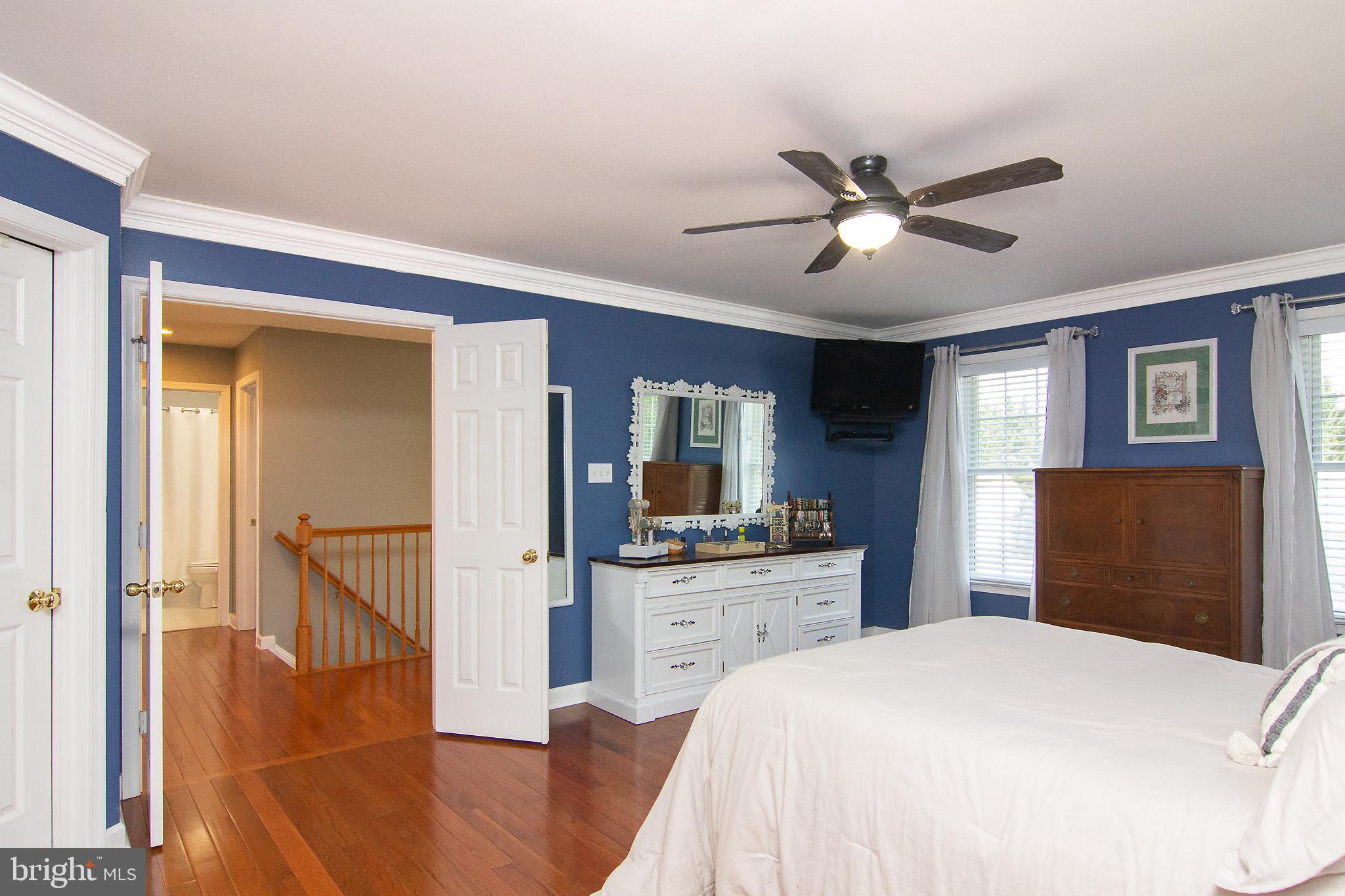 EDGEWOOD - Residential