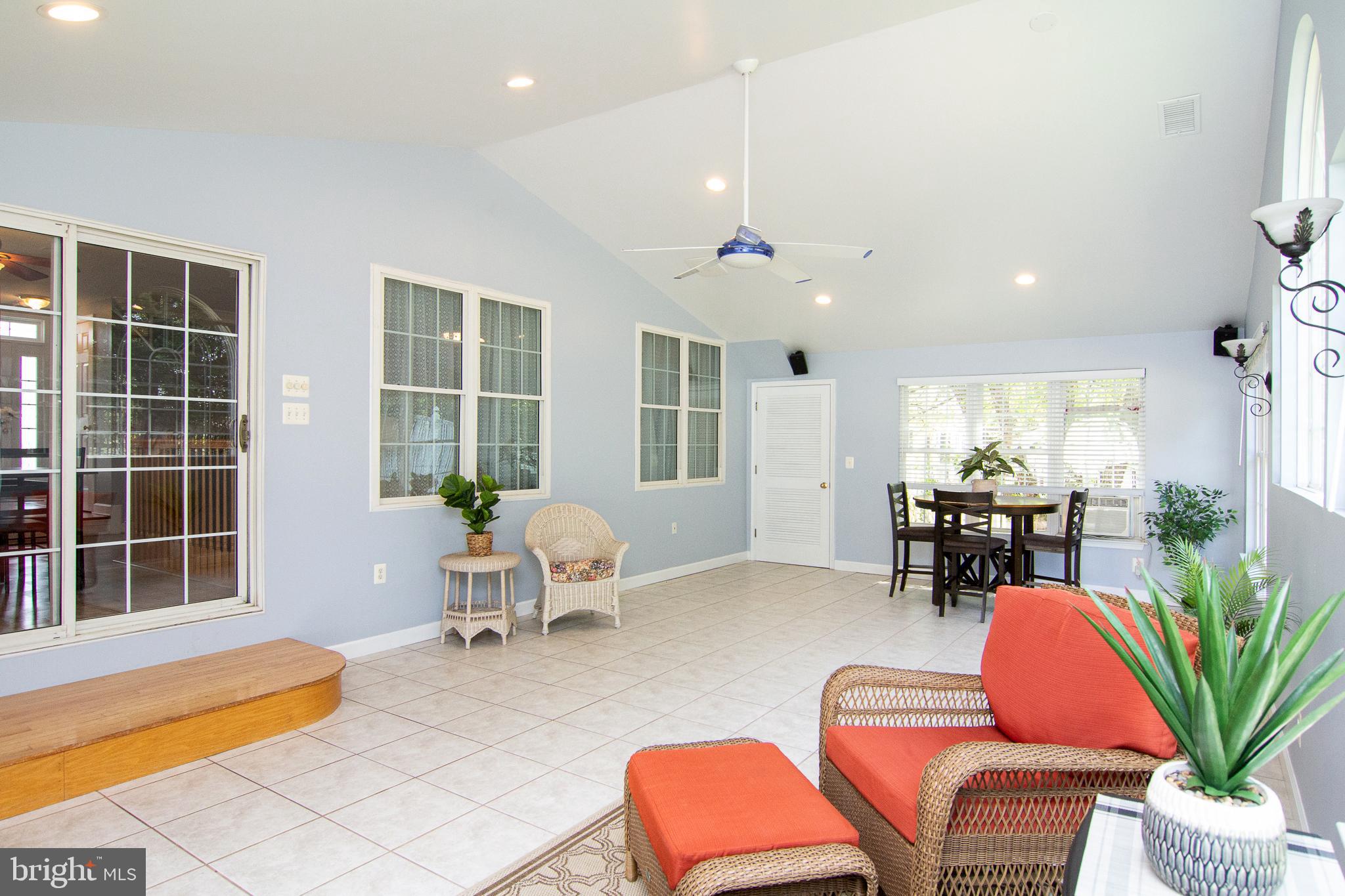 EDGEWOOD - Residential