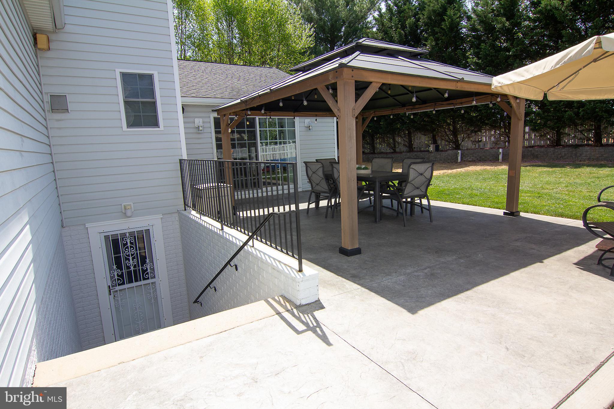 EDGEWOOD - Residential