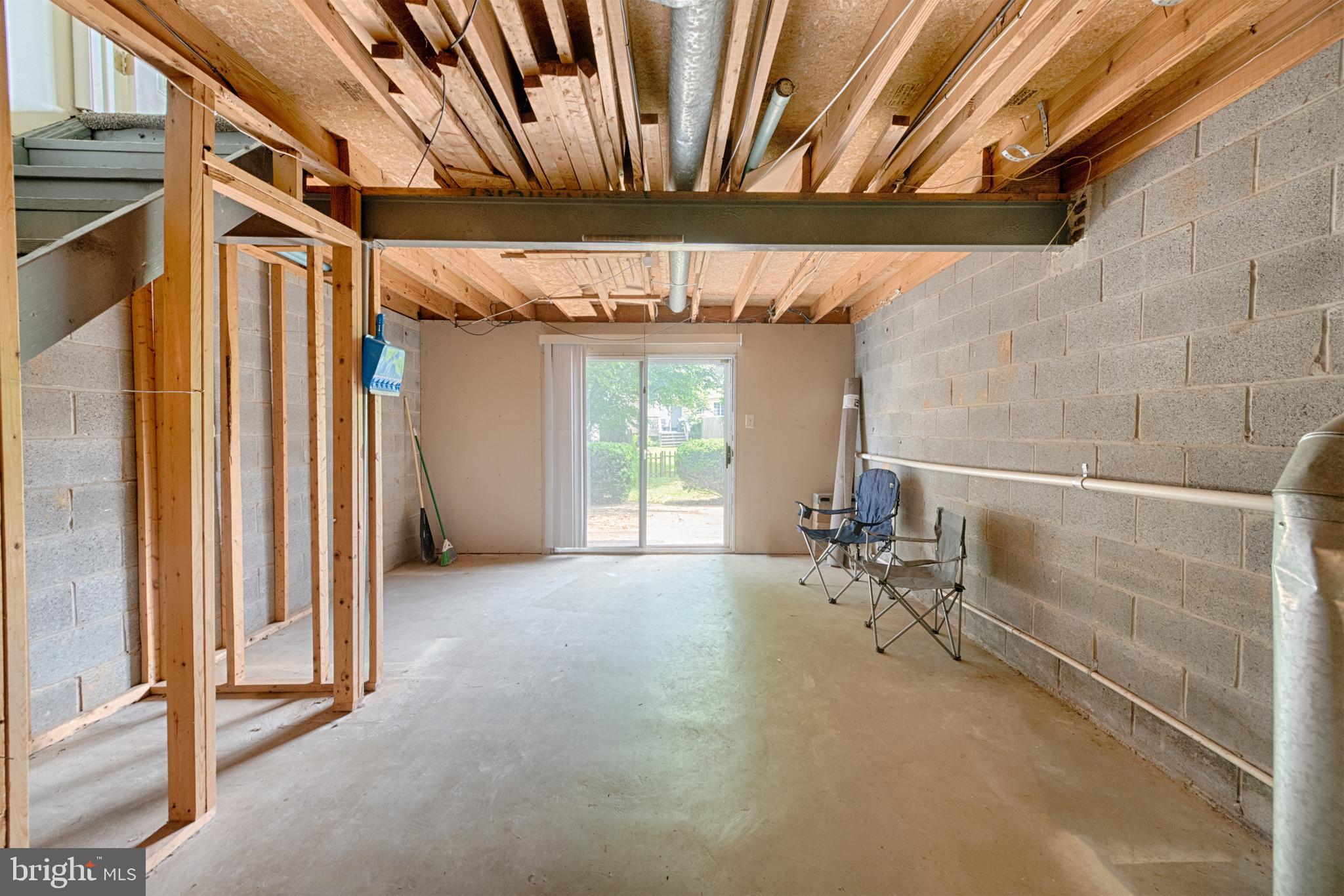 LAUREL VALLEY - Residential Lease