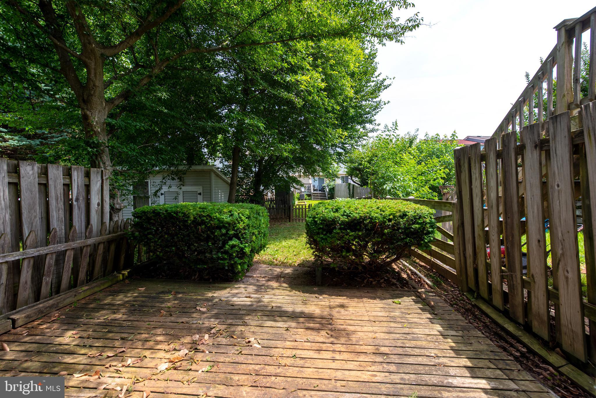 LAUREL VALLEY - Residential Lease