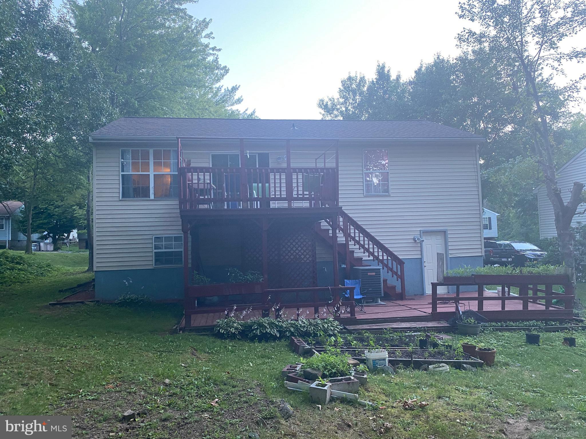 CATONSVILLE MANOR - Residential