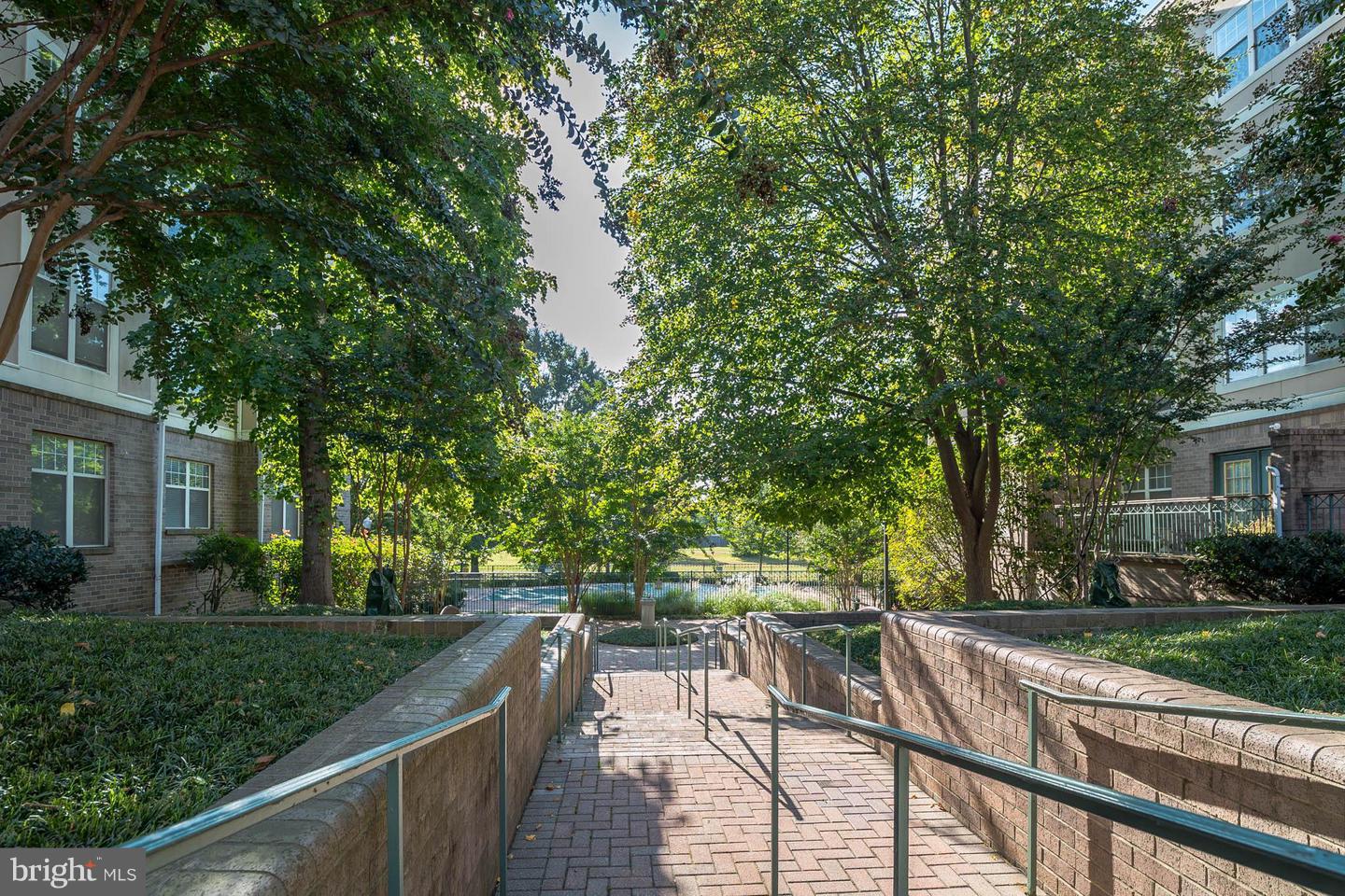 SAVOY PARK CONDOMINIUMS - Residential Lease