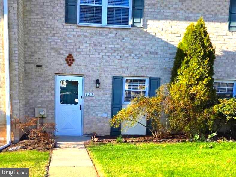 BUTLER PARK CONDO - Residential