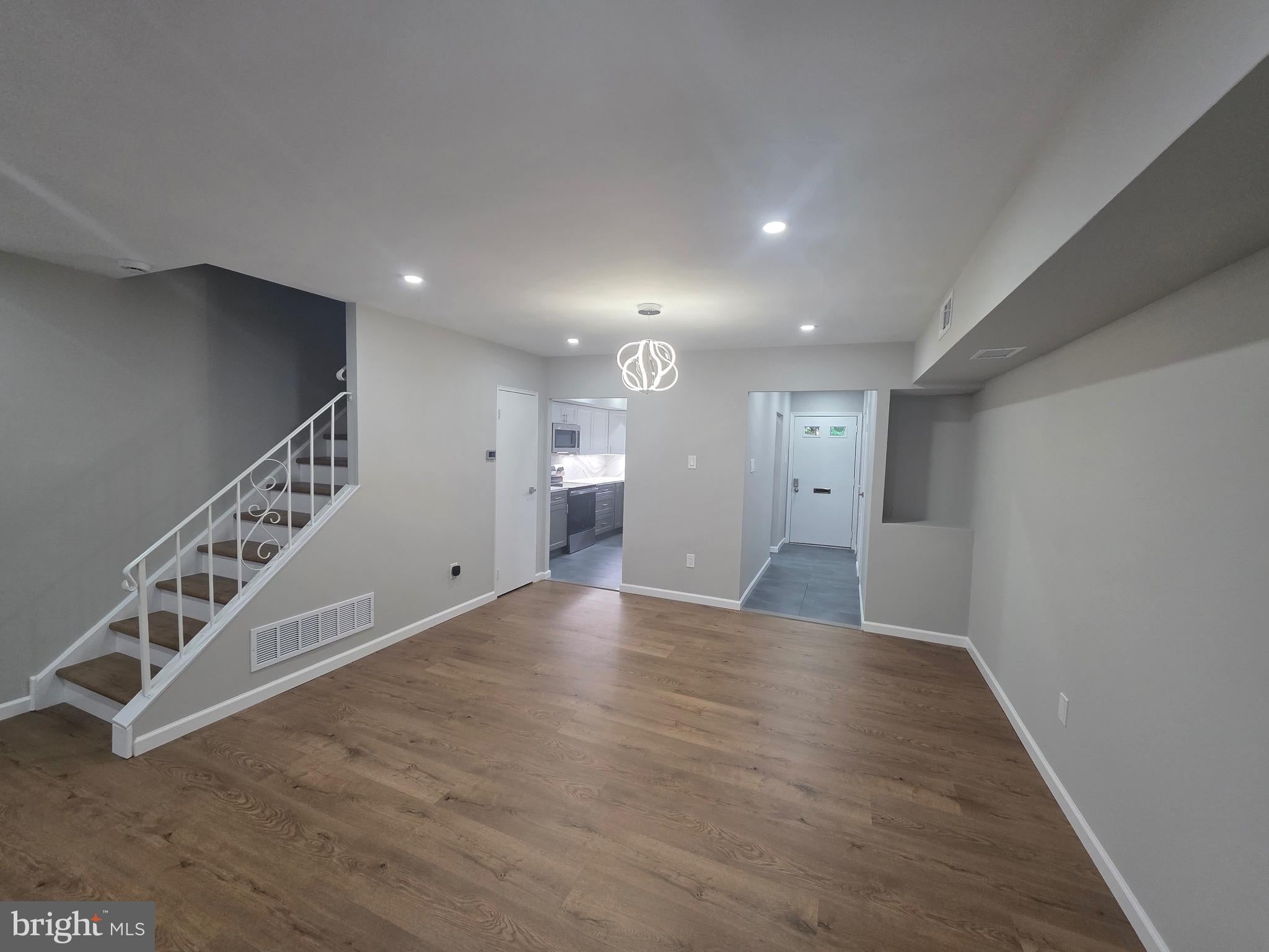 127 HAMPSTEAD DRIVE 127