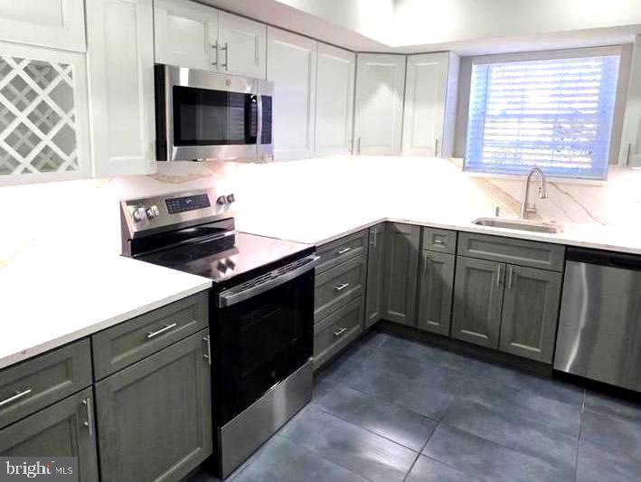 BUTLER PARK CONDO - Residential