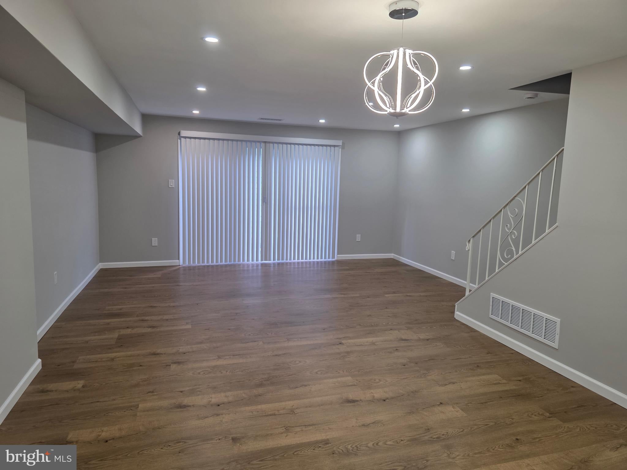 127 HAMPSTEAD DRIVE 127