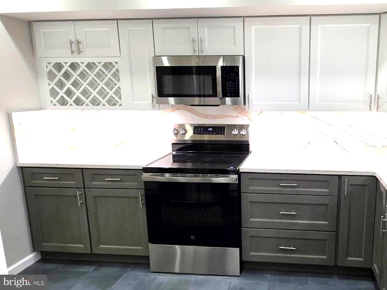 BUTLER PARK CONDO - Residential