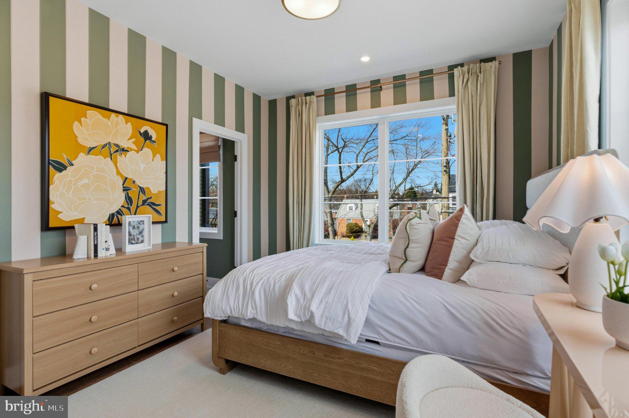 STRATHMORE VIEW - Residential