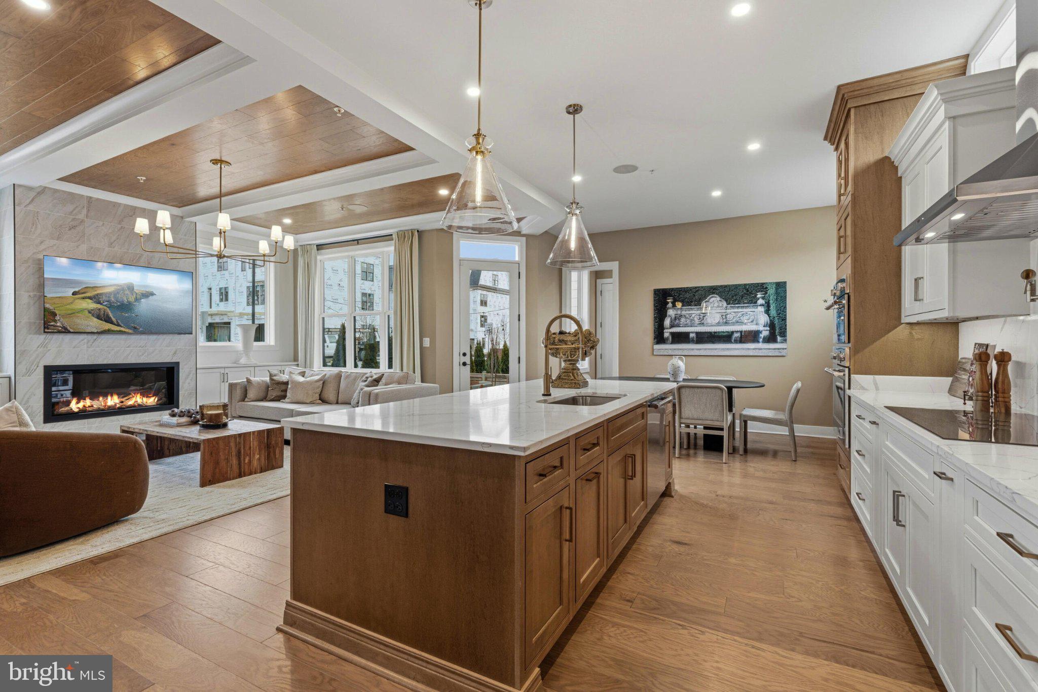 STRATHMORE VIEW - Residential