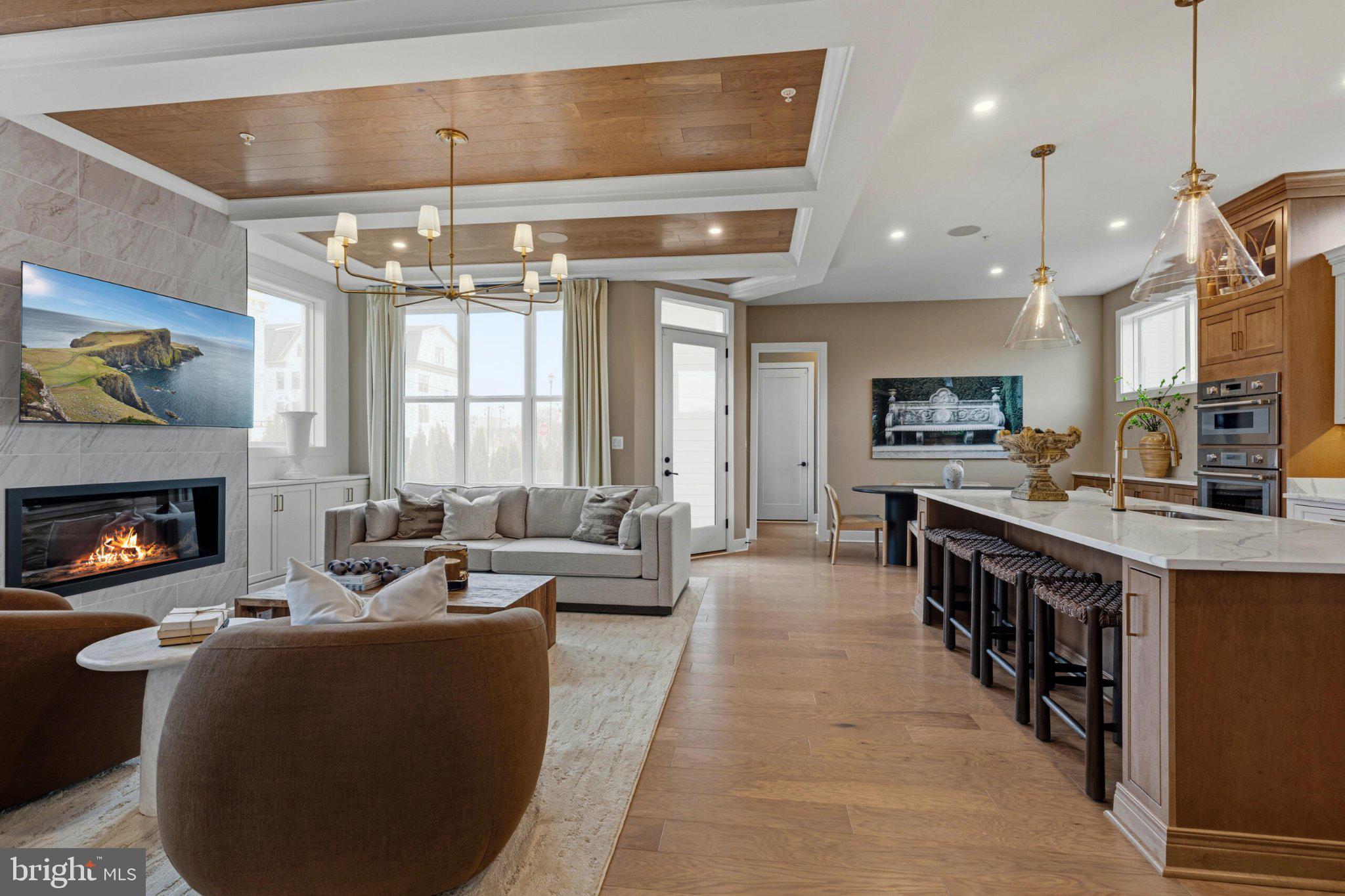 STRATHMORE VIEW - Residential
