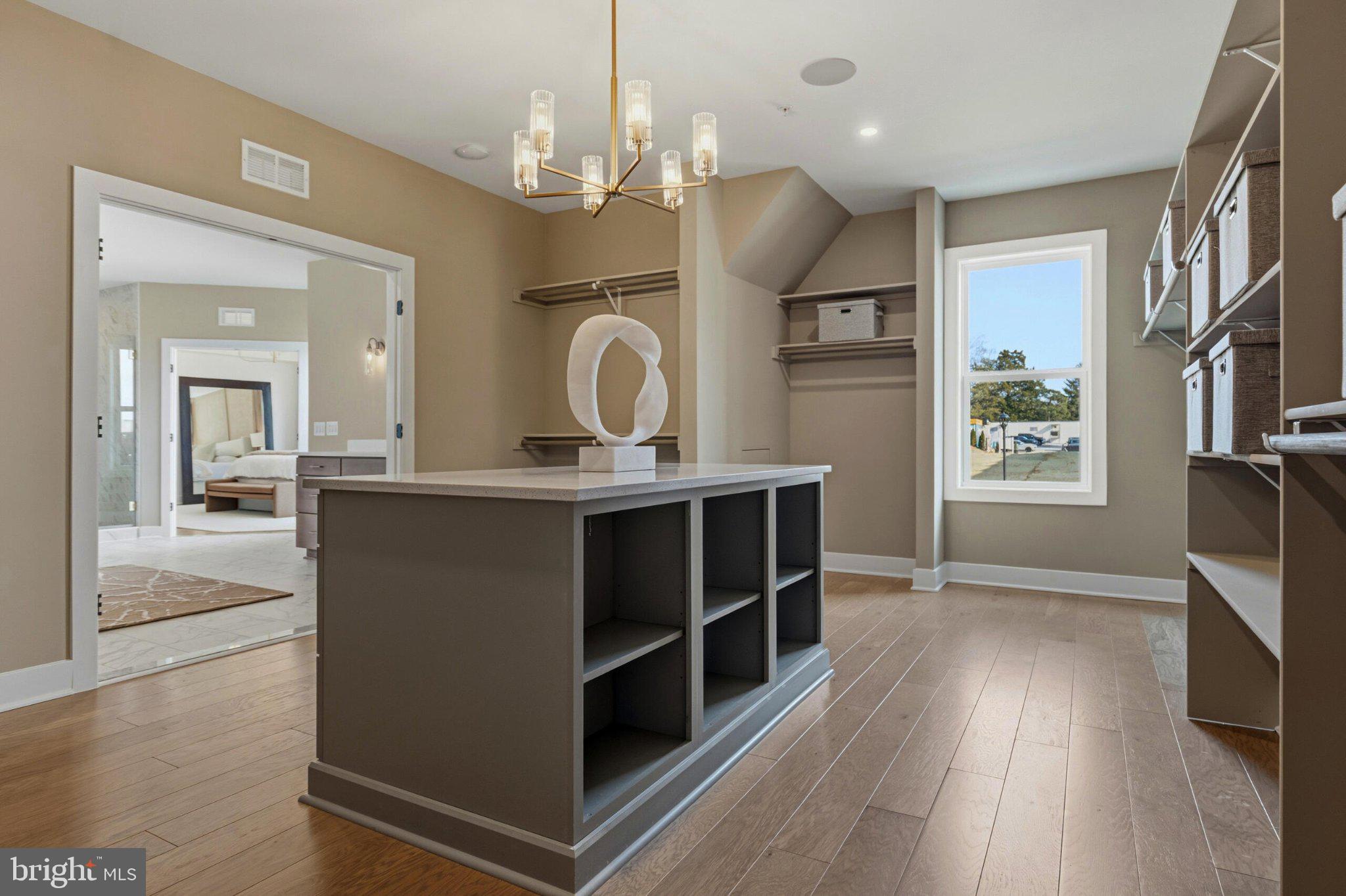 STRATHMORE VIEW - Residential