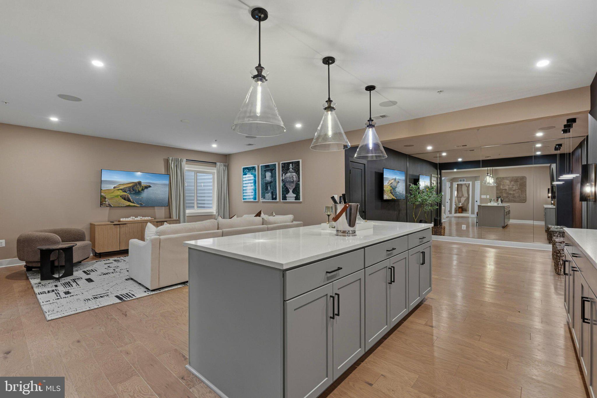 STRATHMORE VIEW - Residential