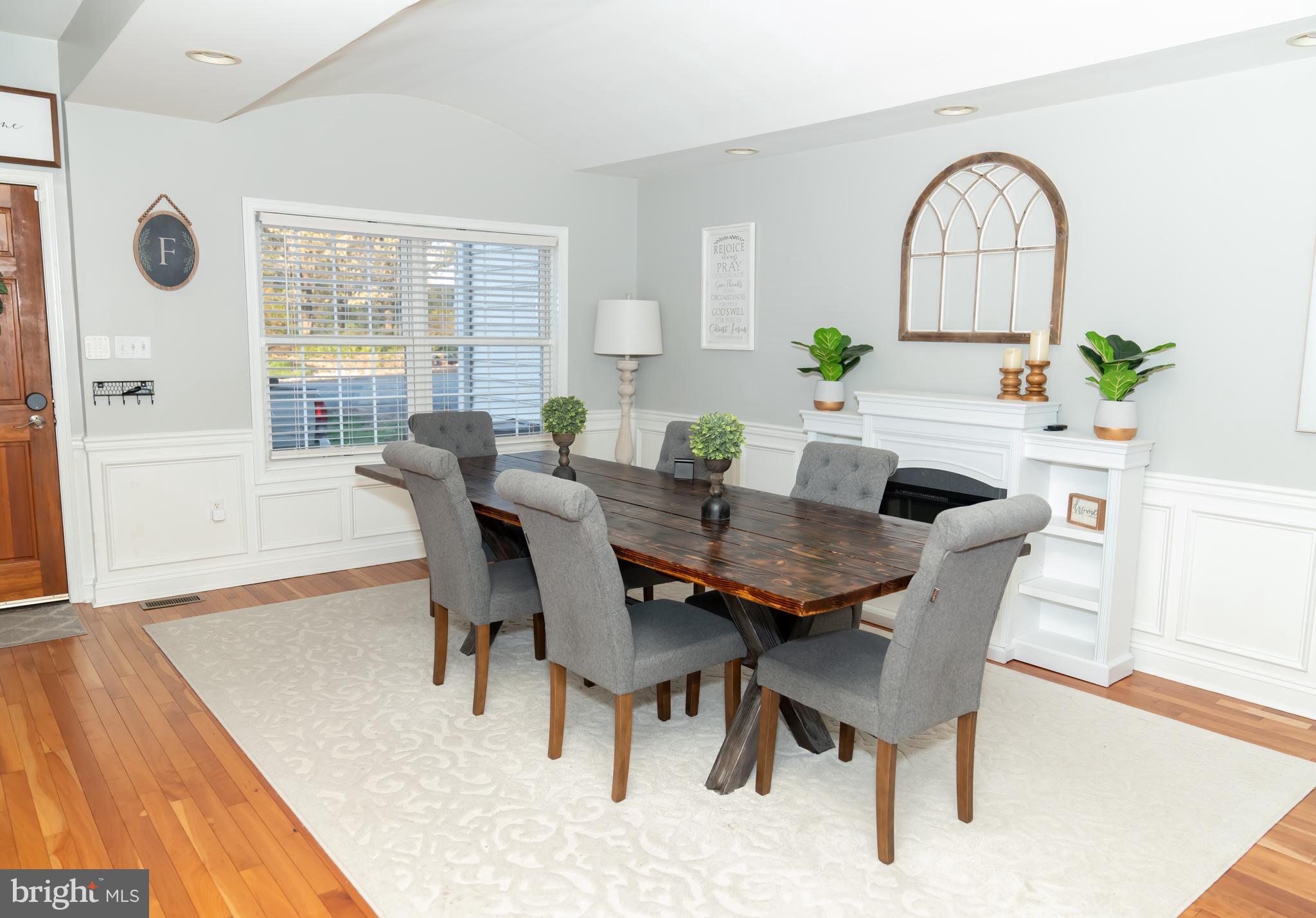 CHESAPEAKE CLUB - Residential