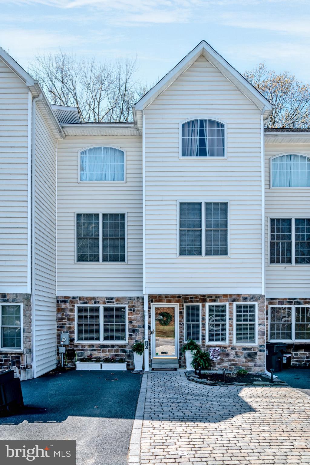 CHESAPEAKE CLUB - Residential