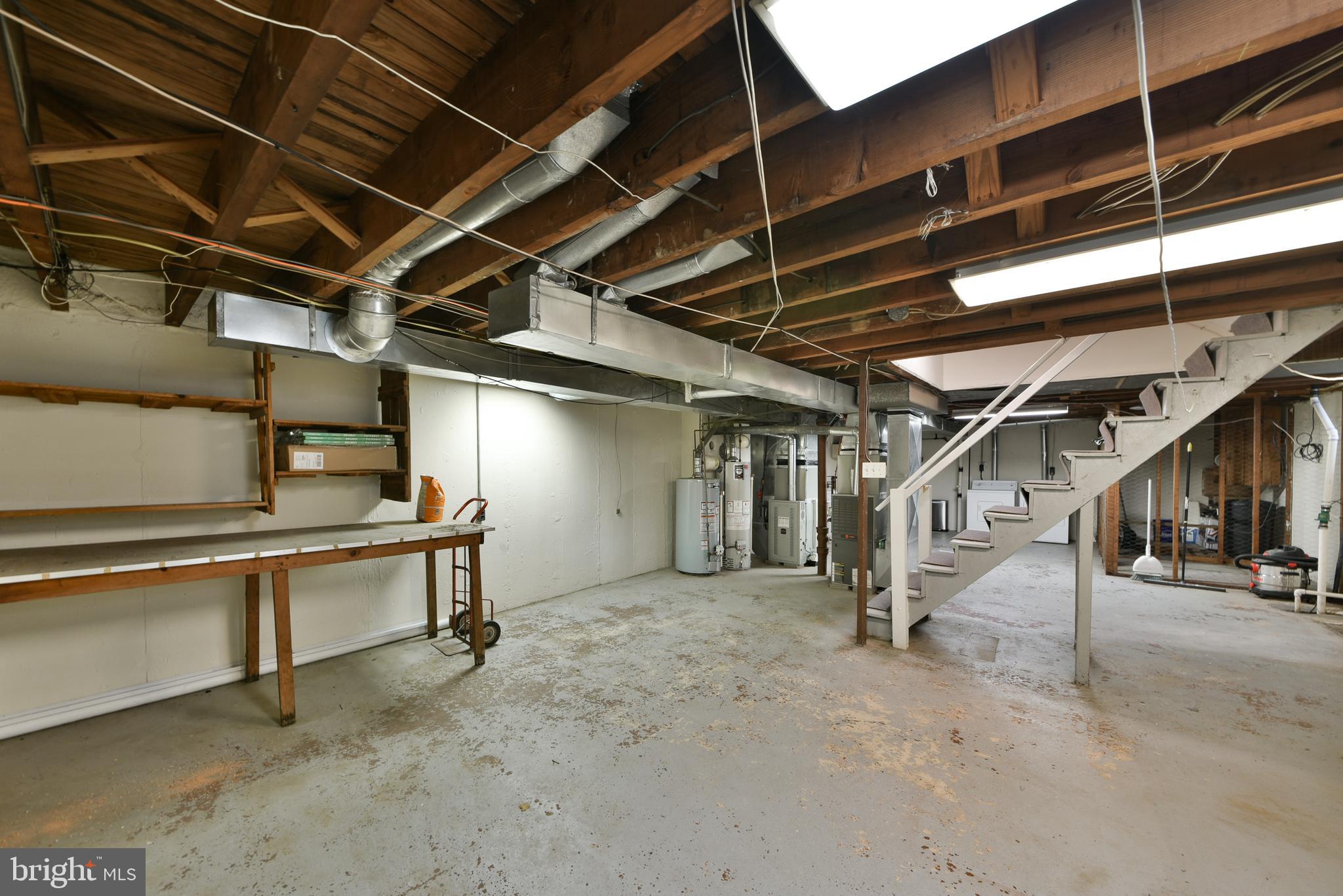 ERDENHEIM - Residential Lease