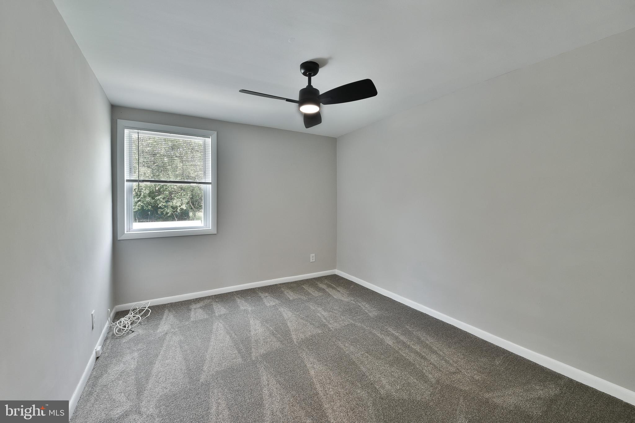 ERDENHEIM - Residential Lease