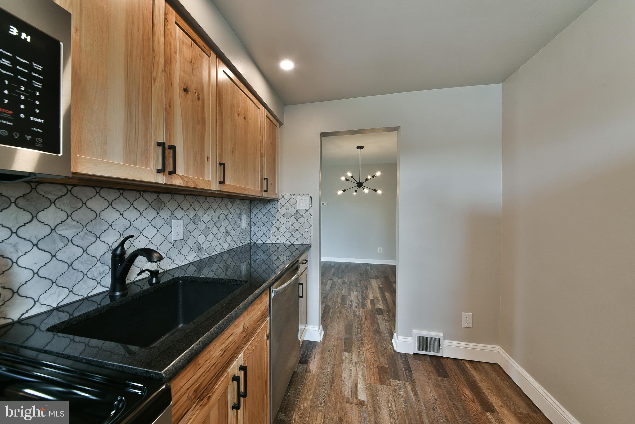 ERDENHEIM - Residential Lease