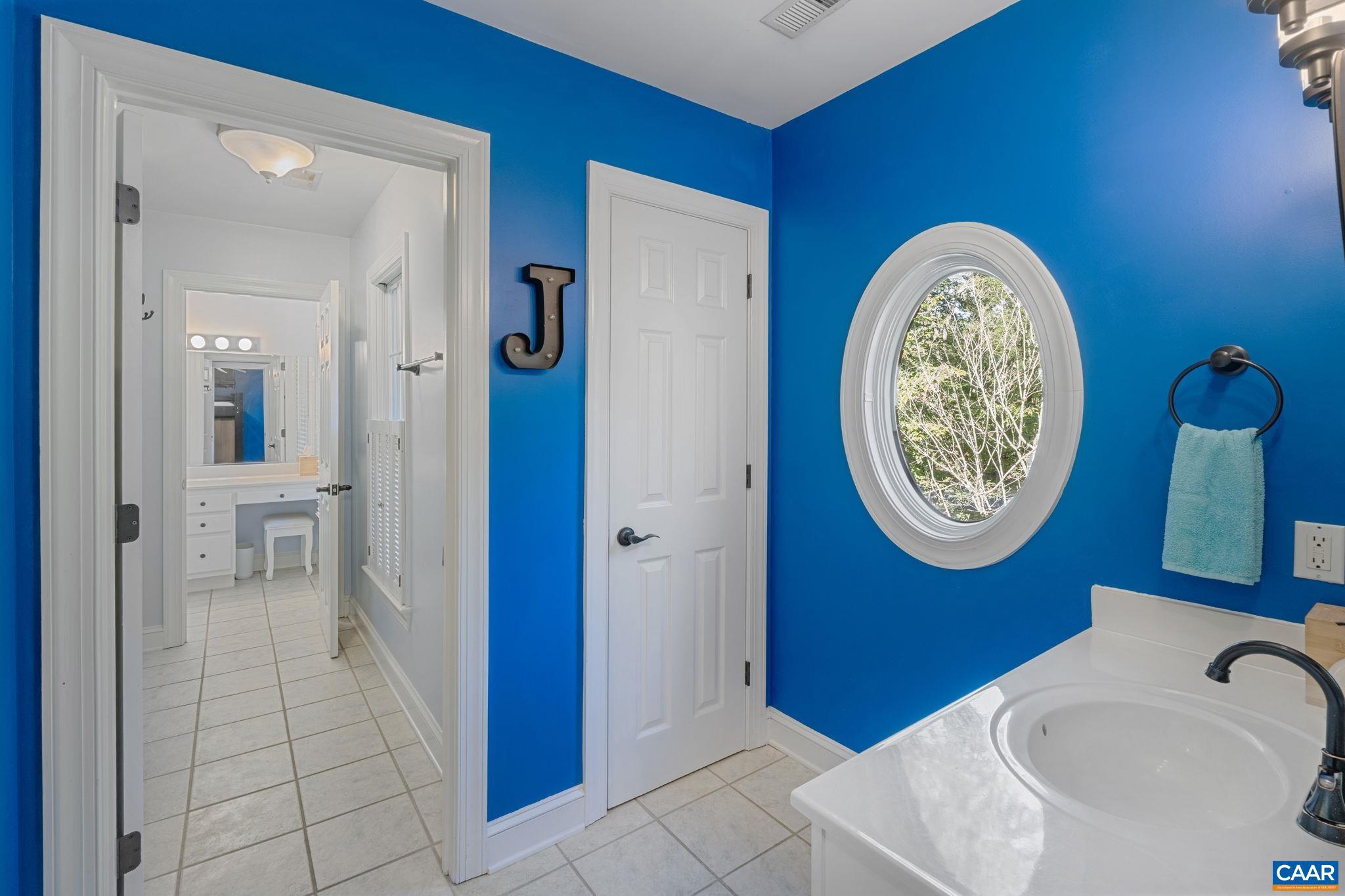 BENTIVAR - Residential