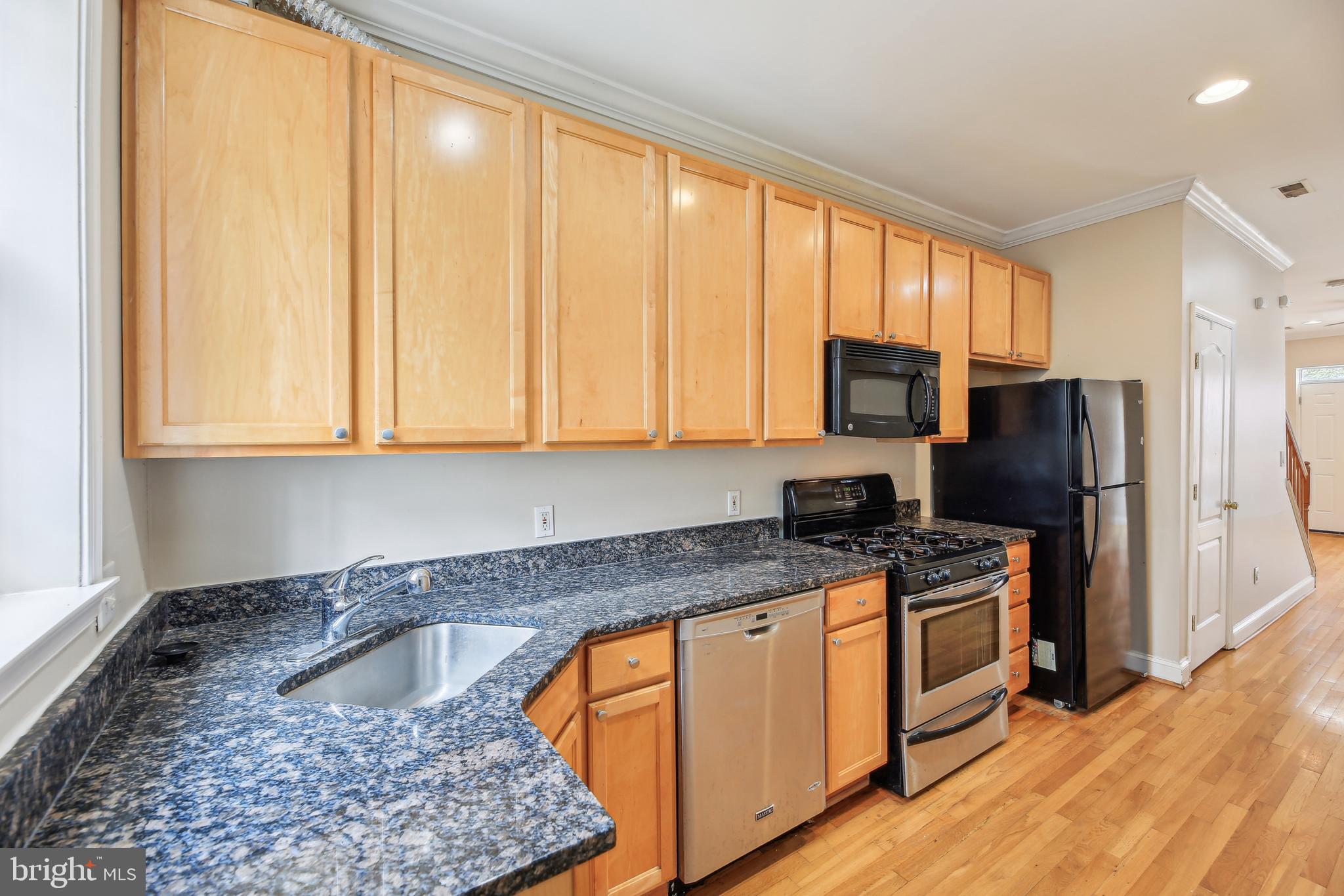 WASHINGTON VILLAGE - Residential