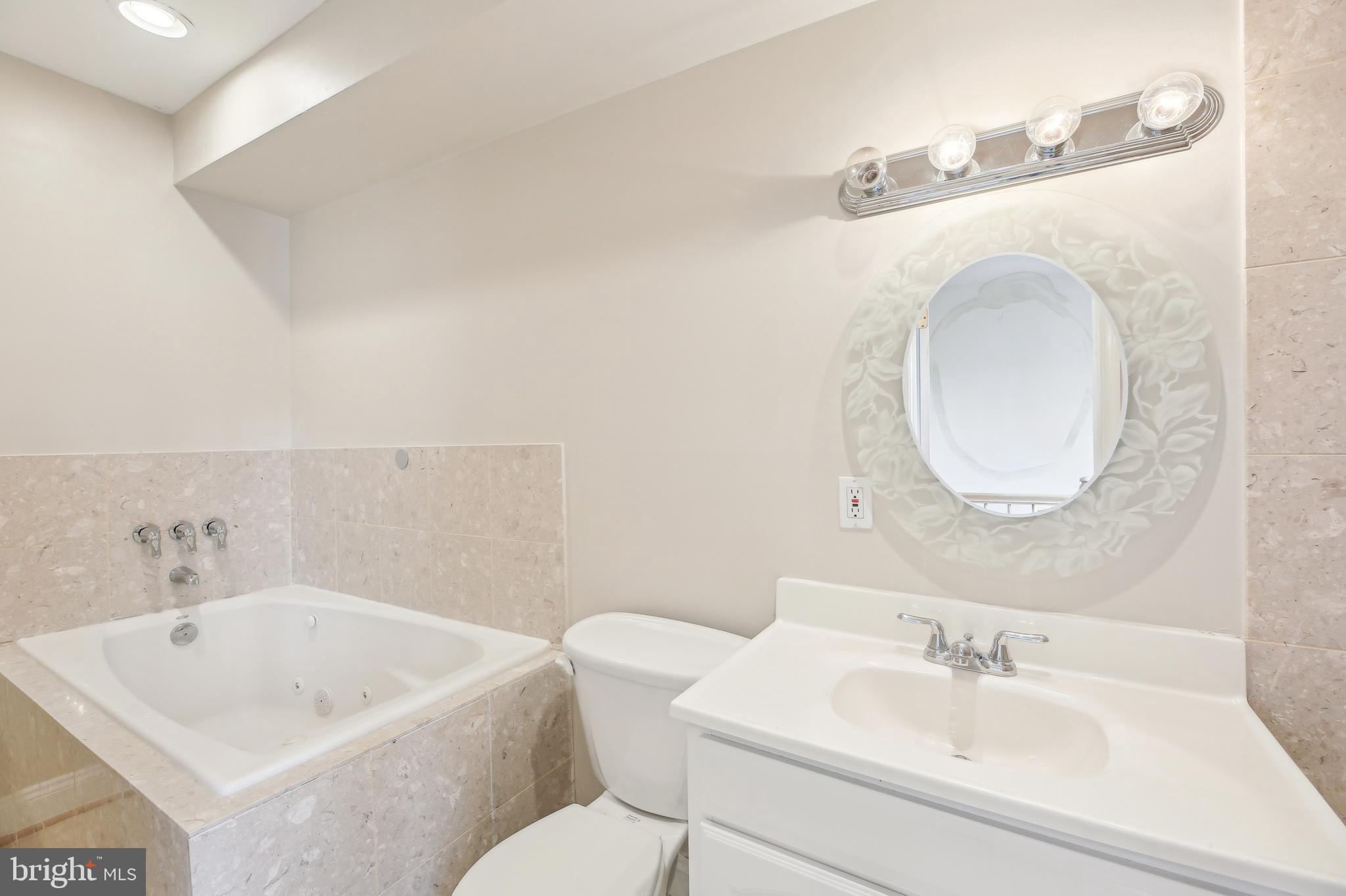 WASHINGTON VILLAGE - Residential