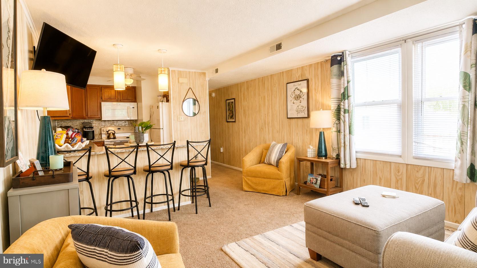 331 ROBIN DRIVE 204