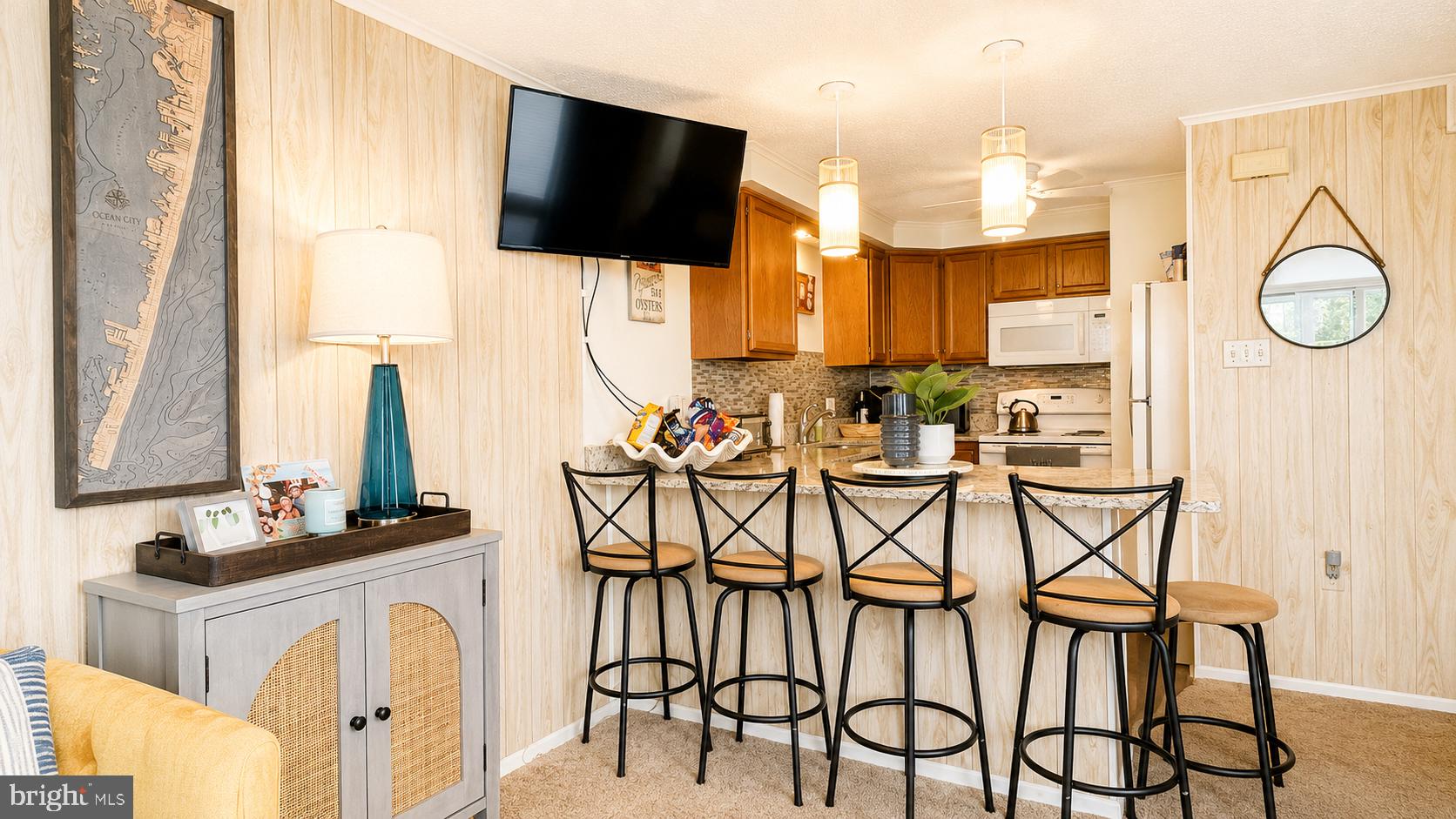 331 ROBIN DRIVE 204
