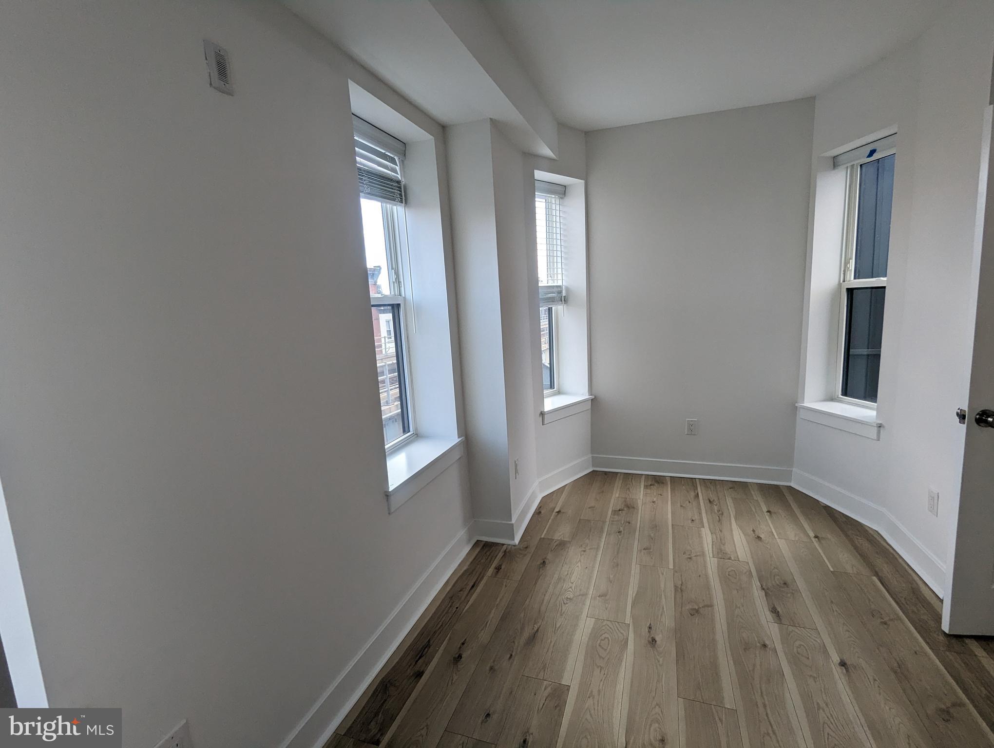 EAST KENSINGTON - Residential Lease