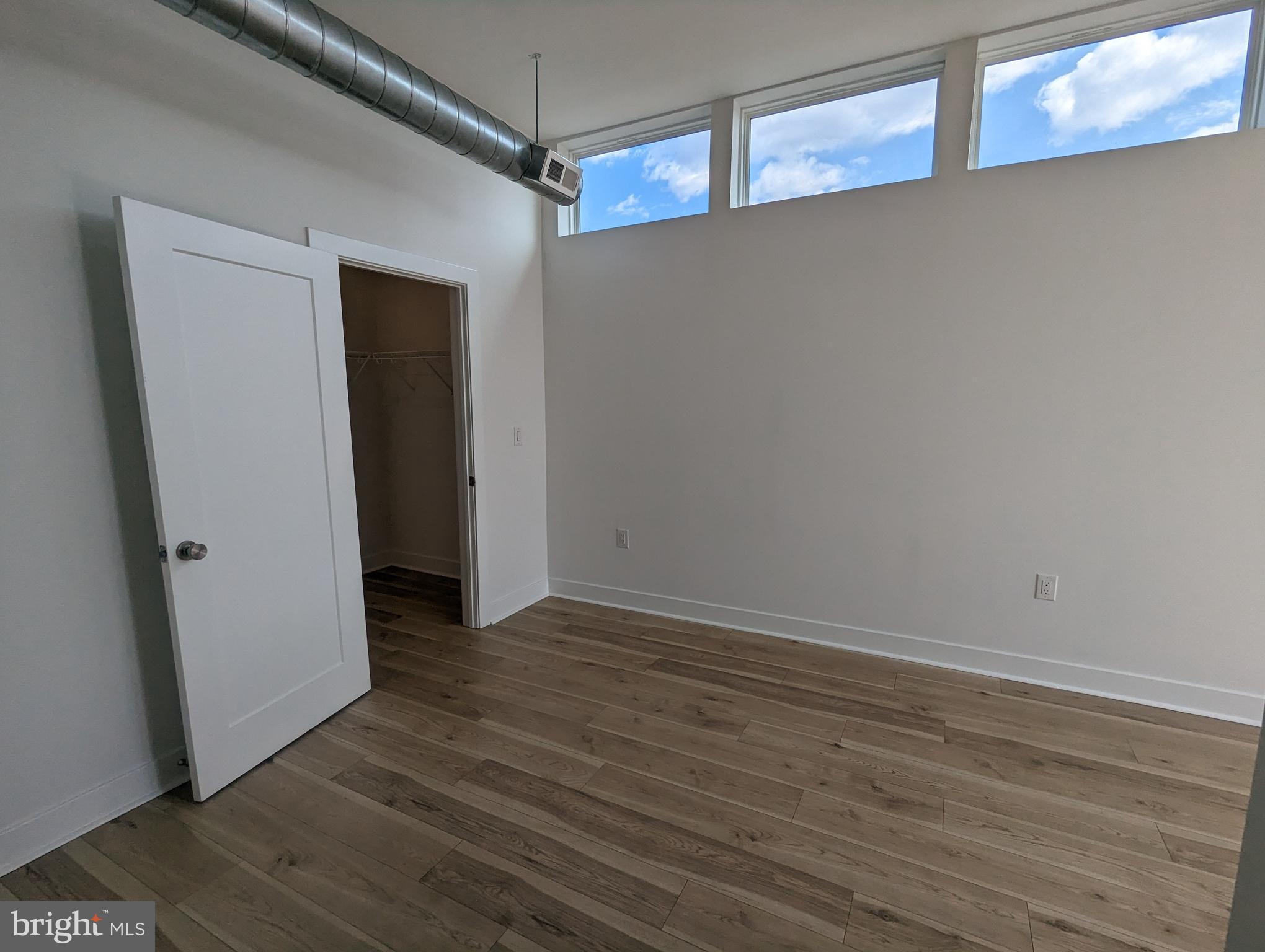 EAST KENSINGTON - Residential Lease