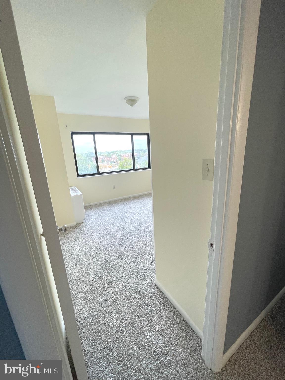 PINEWAY TOWERS - Residential Lease