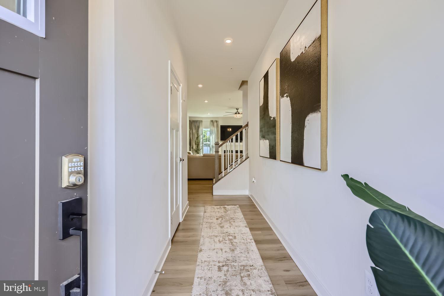 JAMES RUN CARRIAGE HOMES - Residential