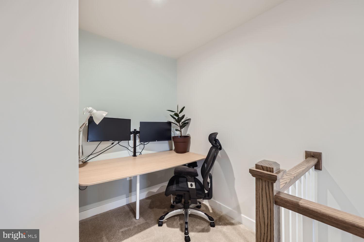 JAMES RUN CARRIAGE HOMES - Residential