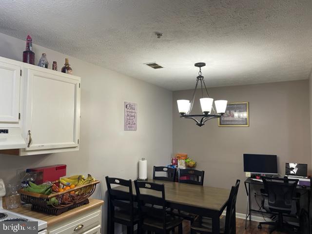 PLEASANT VALLEY EST - Residential