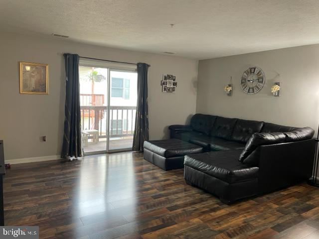 PLEASANT VALLEY EST - Residential