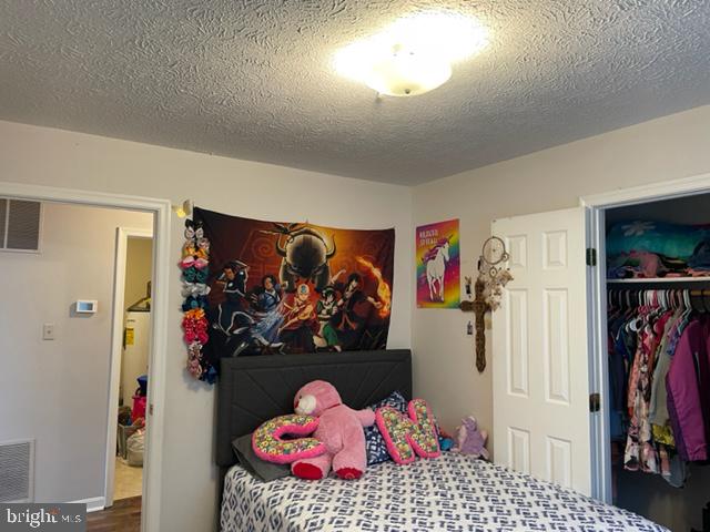 PLEASANT VALLEY EST - Residential