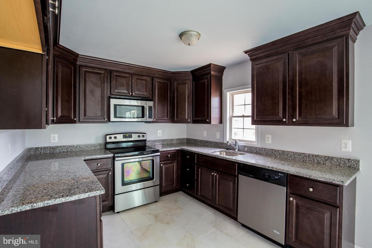 CAPE ST CLAIRE - Residential