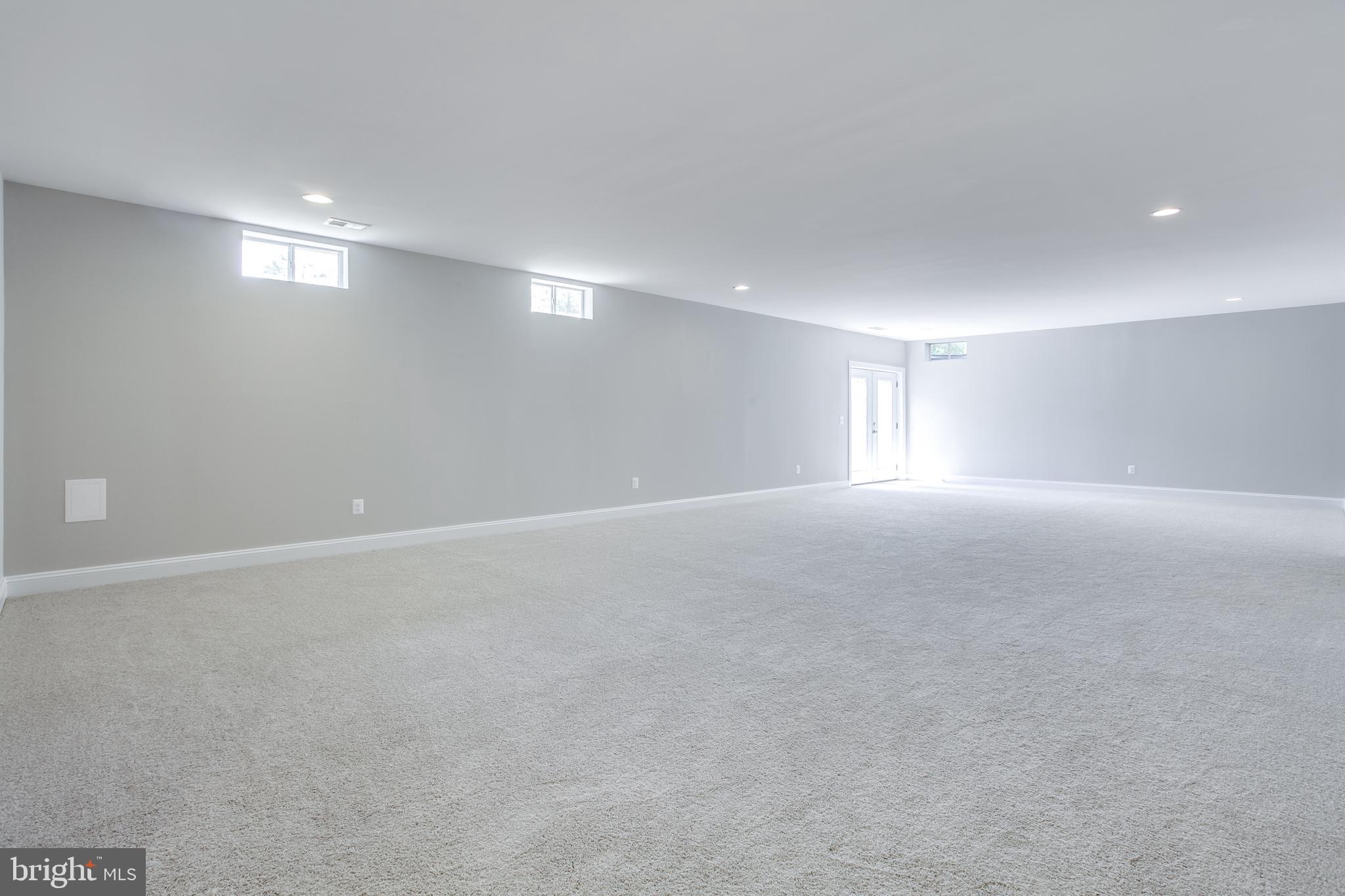 SUNNY HILLS - Residential