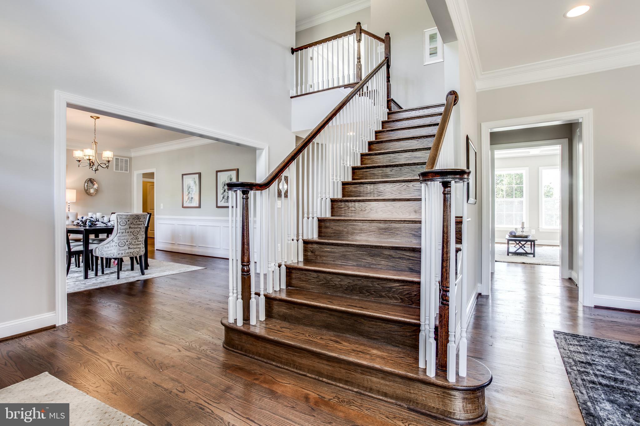 SUNNY HILLS - Residential