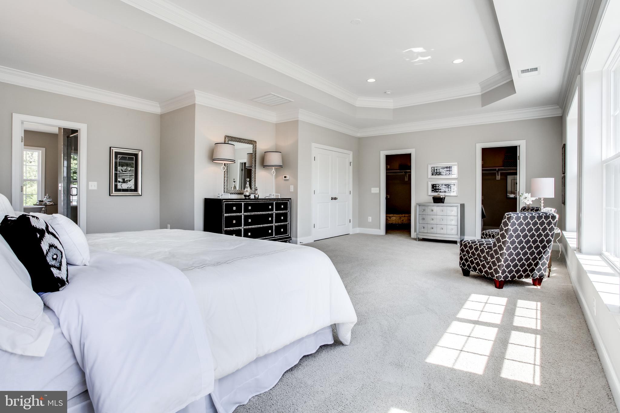 SUNNY HILLS - Residential